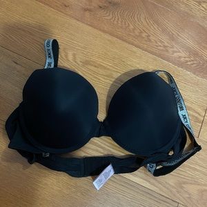 Comfortable material with sparkly straps